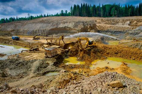 Добыча руд цветных металлов на Дальнем Востоке