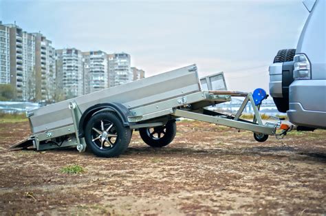 Почему важно очищать оцинкованный прицеп после зимы